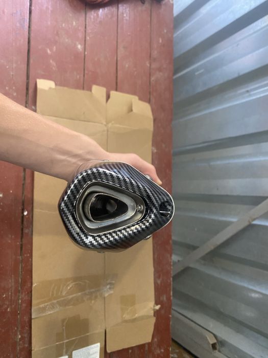 Труба АКРАПОВИЧ новий