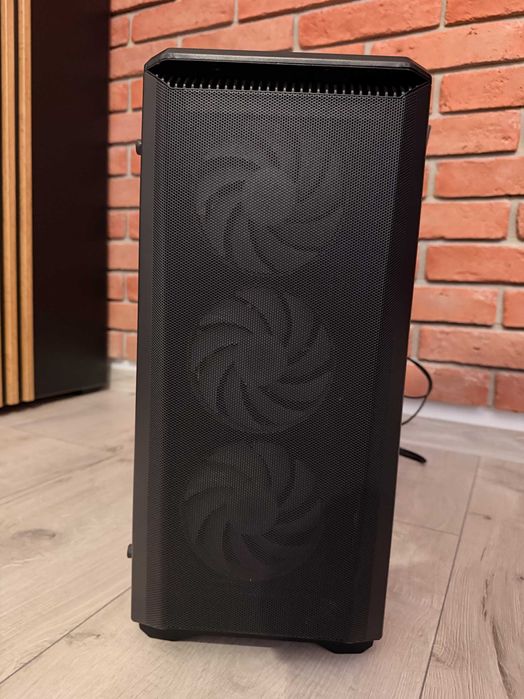 Komputer i7-8700 / 64GB RAM / GTX 1070 Ti / 1TB NVMe / Win 11 Pro