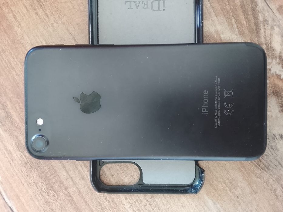 Sprzedam iphone 7 czarny