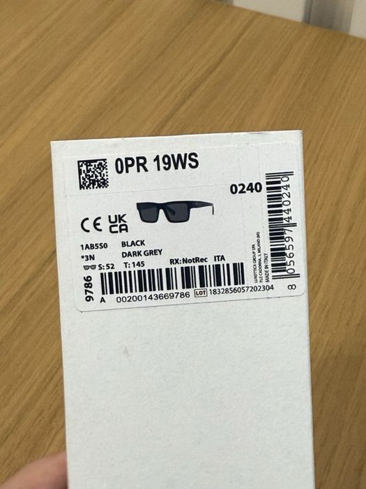 Okulary przeciwsłoneczne Prada – komplet, bardzo dobry stan