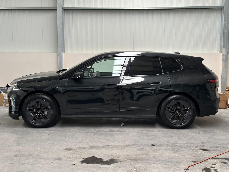 Bmw IX  100% eletrico  2023