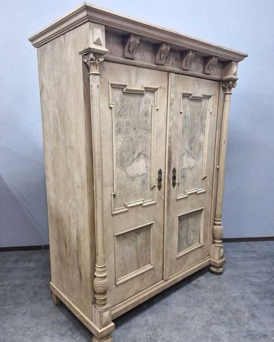 Orzechowa Szafa Eklektyczna AntykiMarki.pl