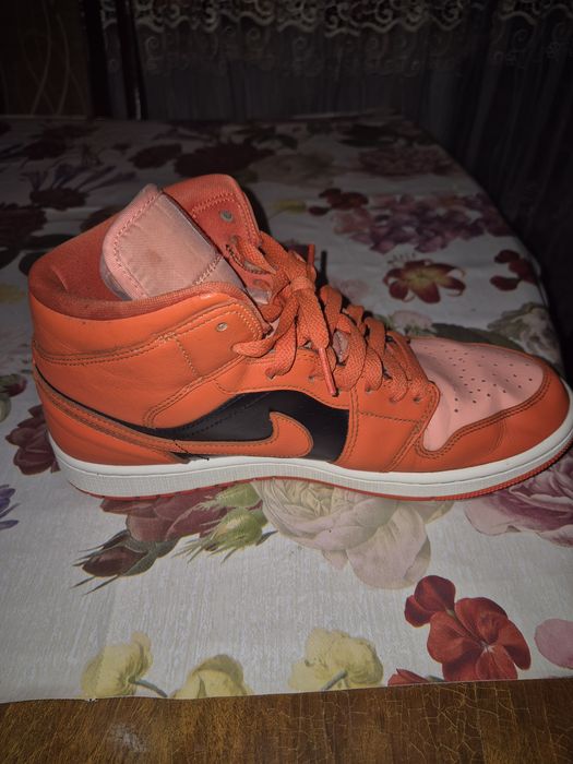 Buty Jordan 1 Mid