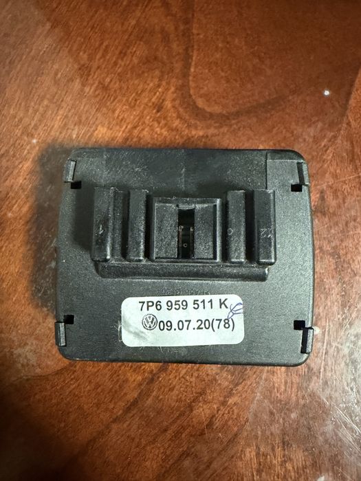 7P6959511K кнопка VAG