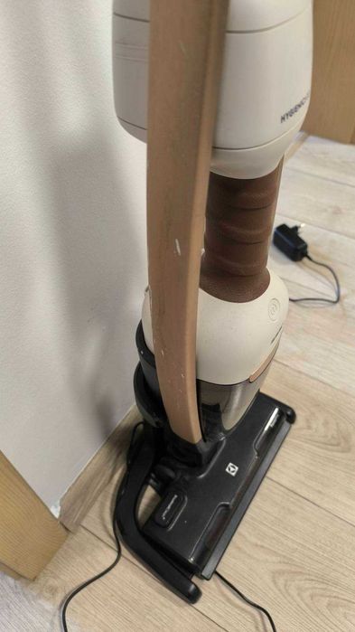 Odkurzacz bezprzewodowy Electrolux Hygienic 600