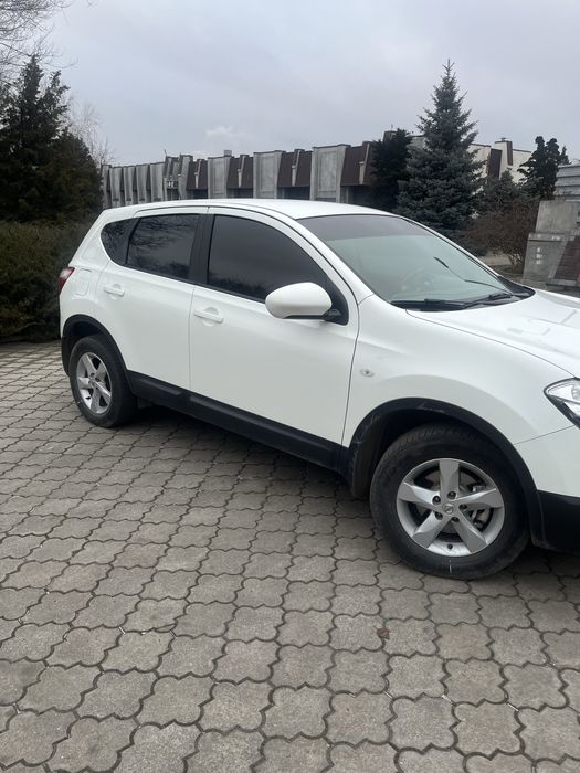 Продам Nissan Qashqai.