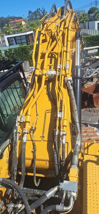 Escavadora Caterpillar 352