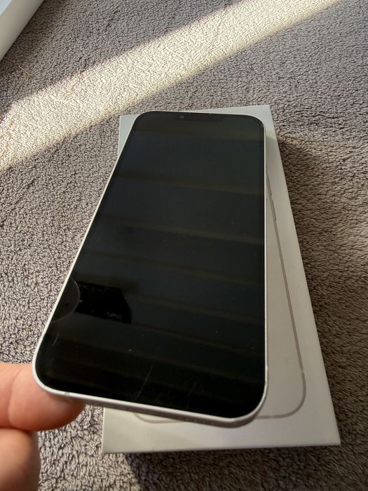 Apple iPhone 13 Branco de 128Gb