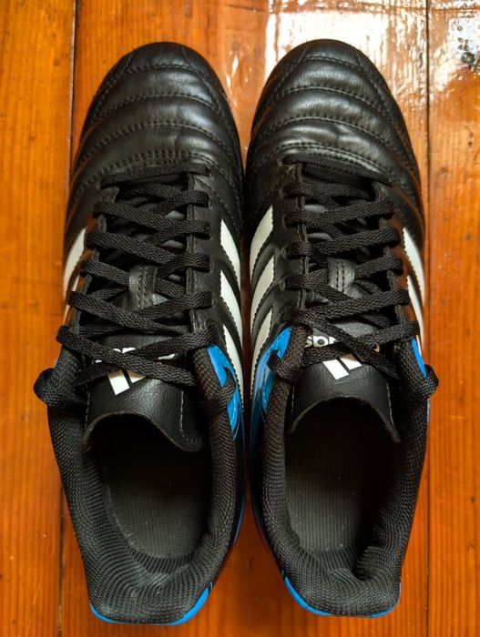 Сороконіжки Adidas. Розмір 41. 1/3