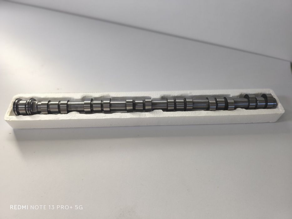 nowy wałek rozrządu ssący (OEM: 11317576160) – BMW N55 / S55