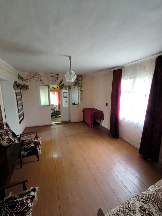 Будинок продаж с Жуків Незалежності