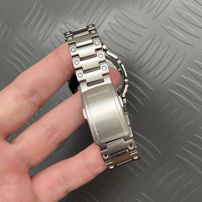 Casio G-Shock GMW B5000