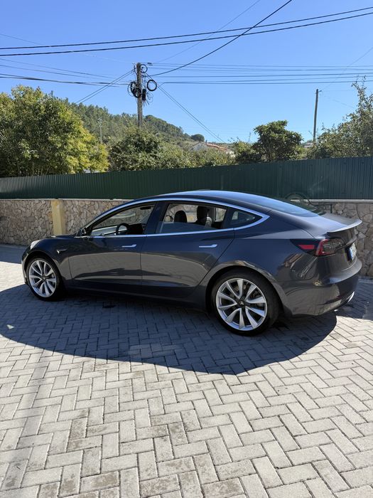 Vendo tesla model 3 2019