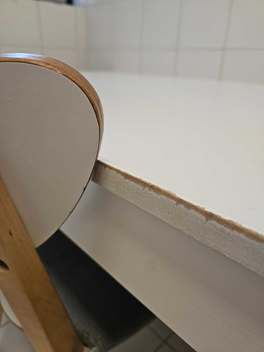 Mesa Ekedalen + 2 cadeiras IKEA
