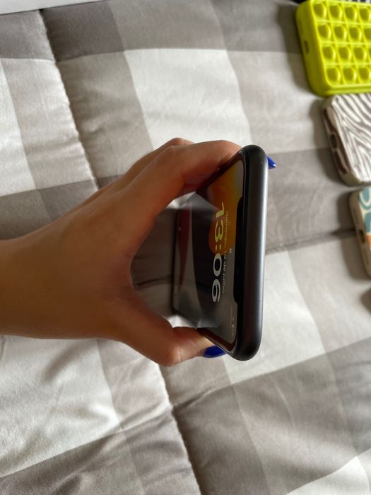 Telemóvel iPhone 11