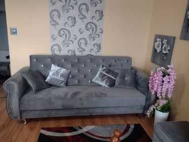 Zestaw Mebli Glamour Sofa Wersalka z pojemnikiem do spaniaFOTELEpufa