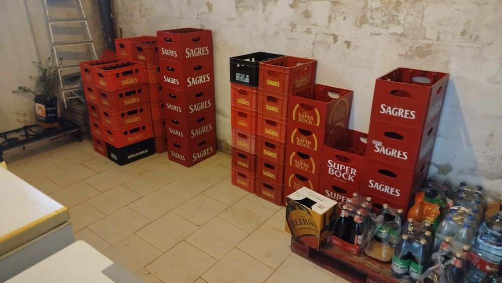 Café/ bar para arrendar - CADAVAL