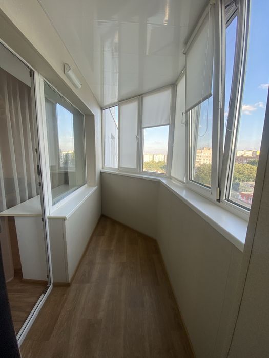 Продам 2-комн.кв. Солнечный ж/м. Любарского, 36.