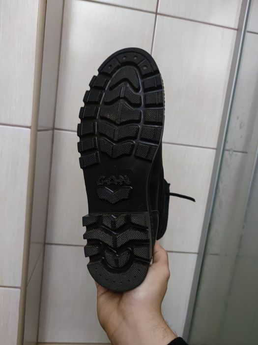buty męskie 40 unisex eleganckie planowe emo goth skórzane czarne wizy