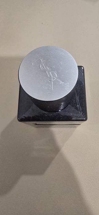 Yves Saint laurent novo