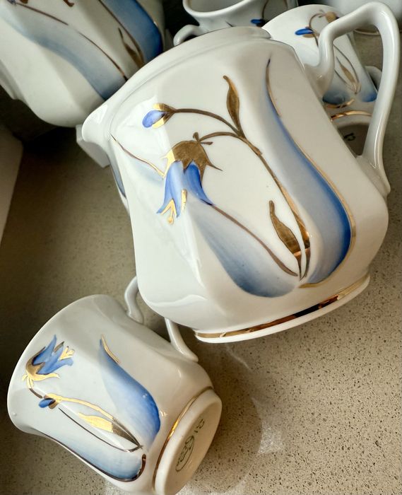 Фарфор ссср , чашки, блюдца, коростень