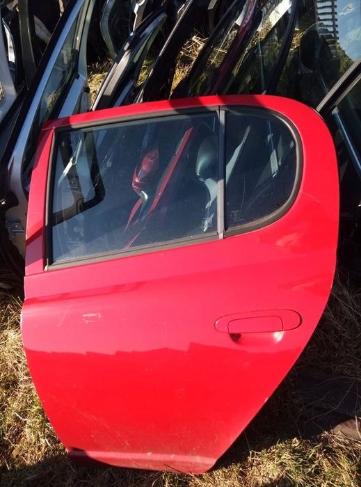 drzwi tył lewy tylne lewe toyota yaris i 5d 1999 - 2005 99-05 2000- 20