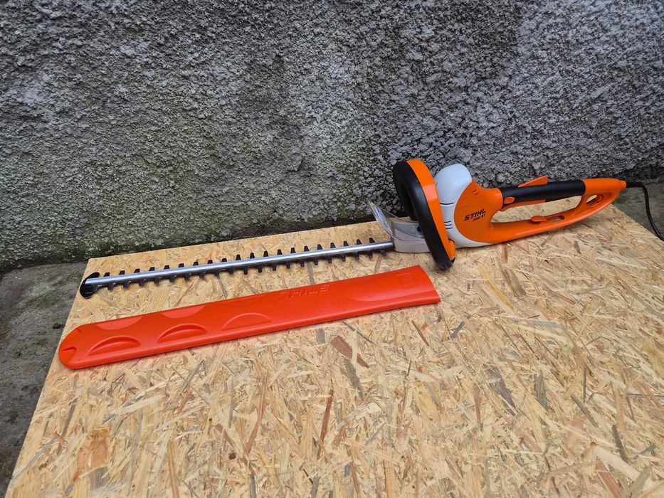 Nożyce elektryczne do żywopłotu STIHL HSE 61. 500 wat 2023 rok