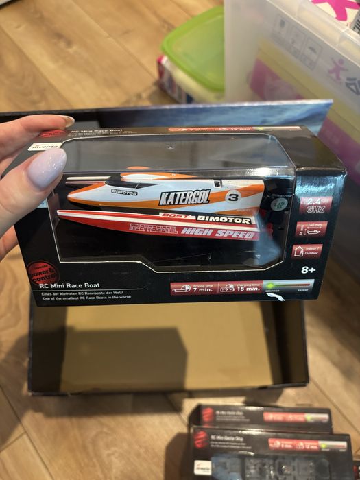 Motorowka zdalnie sterowana