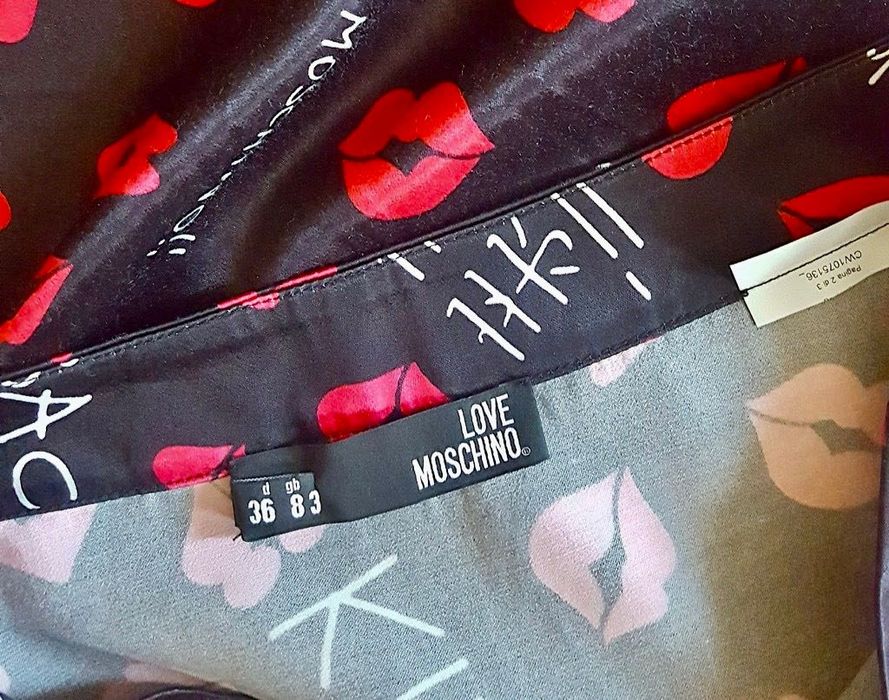 Love Moschino Black in Red__Satynowa midi spódnica print  S  OKAZJA!