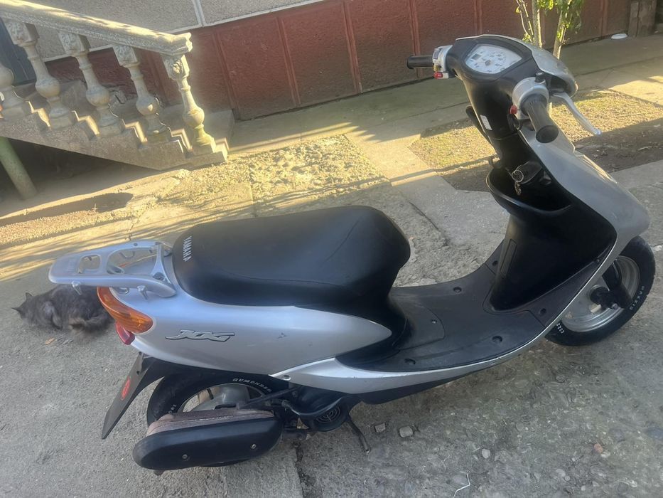Yamaha 16.           скутер