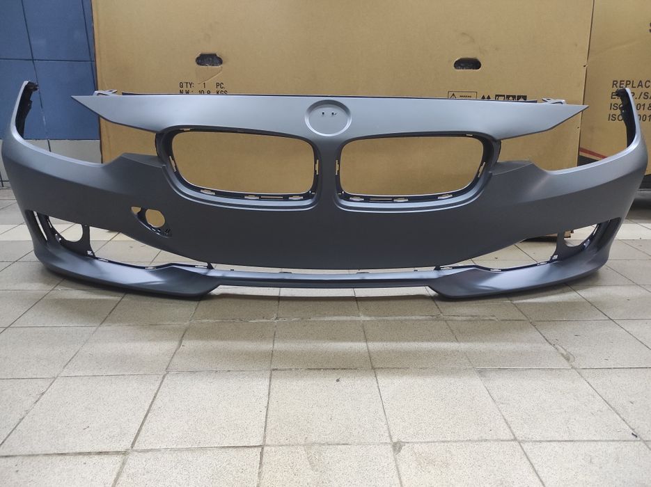 BMW 3 (F30/31) 12-15 передній бампер БМВ