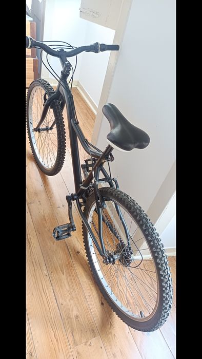 Bicicleta aro 26 como nova