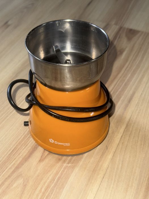 Кофемолка Domotec