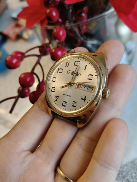 Zegarek męski mechaniczny Slava z datownikiem pozłacana