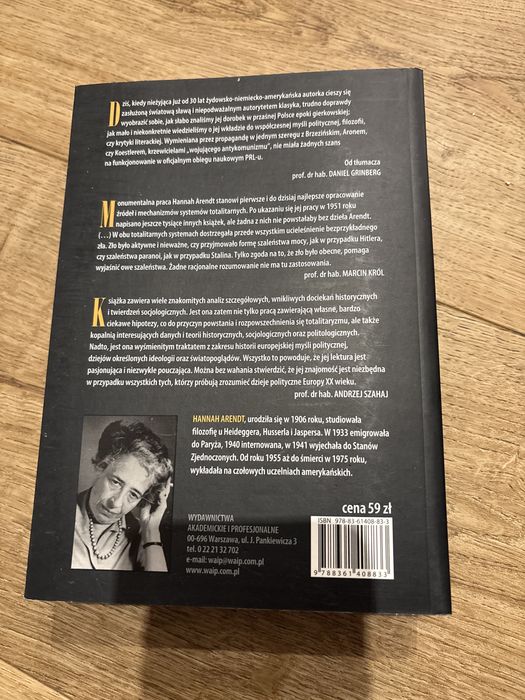 Korzenenie totalitaryzmu  hannah arendt