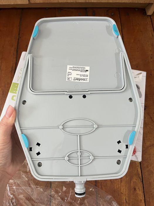 Автоматична поїлка для собак