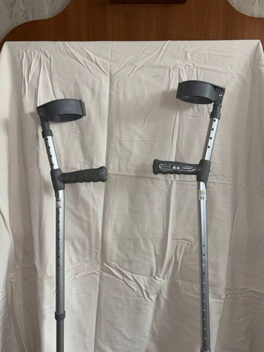 Милиці / костыли