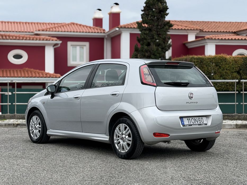 Fiat Punto 1.2 - 130.000km / 2014 - Garantia 18 meses