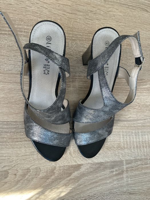 Sandaly damskie Verra Pelle na slupku rozmiar 40