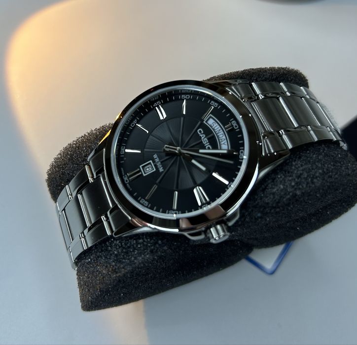 Годинник чоловічий Casio MTP-1381 (оригінал)