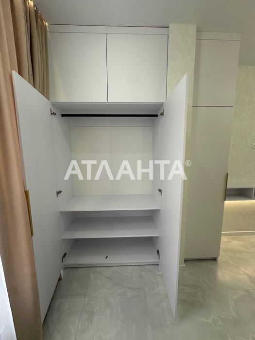 - 1-комнатна квартира 26 м² з новым ремонтом в Одессе - Більше
