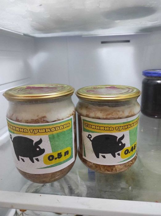 Свинина тушкована