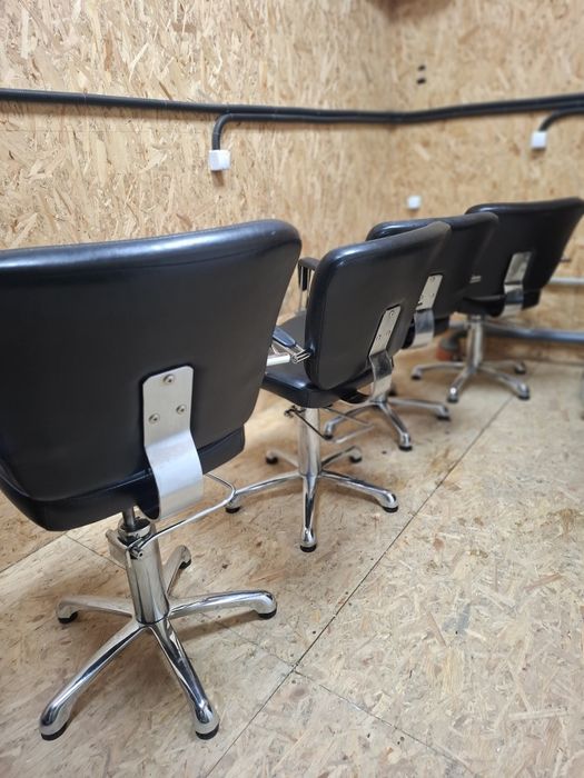 Кресло парикмахера, перукарське  крісло гідравліка