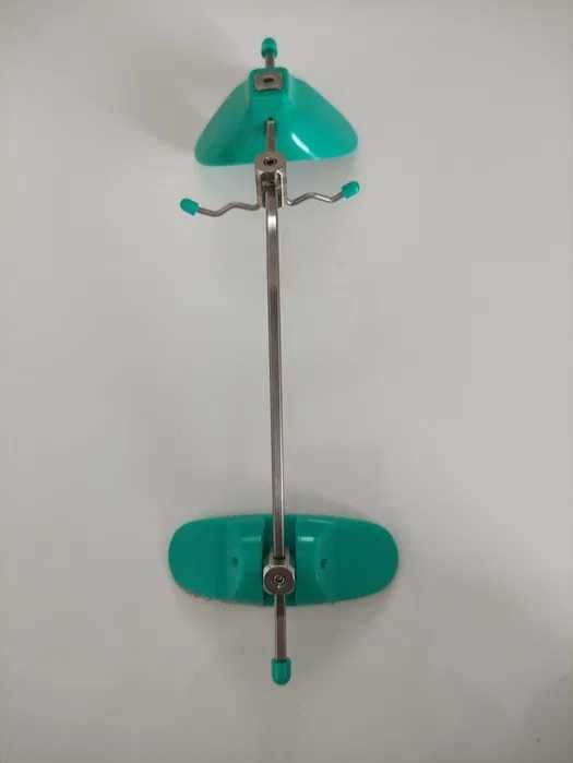 Maska twarzowa Pettite'a regulowana do leczenia ortodontycznego