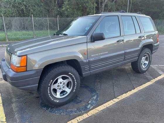 Jeep Cherokee Laredo 1998