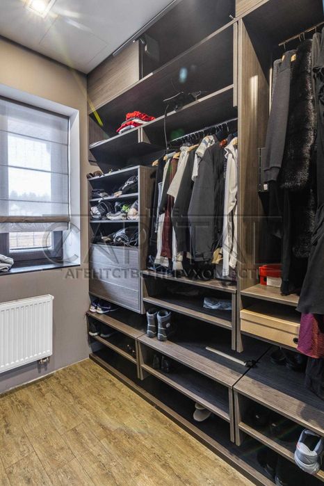 Оренда будинку,Віта-Поштова,250 м2, 20 соток, гардеробна,гараж,басейн