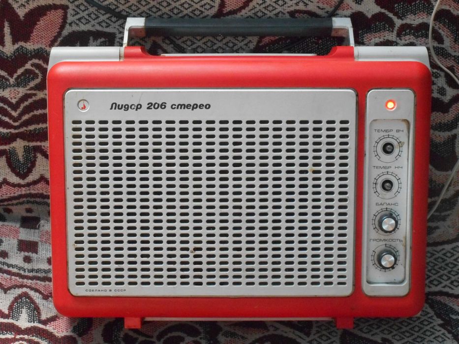 Стереофонический электрофон Лидер-206