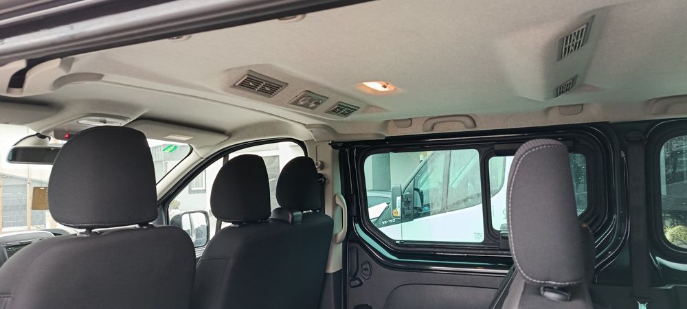 Wynajem bus 9 osobowy