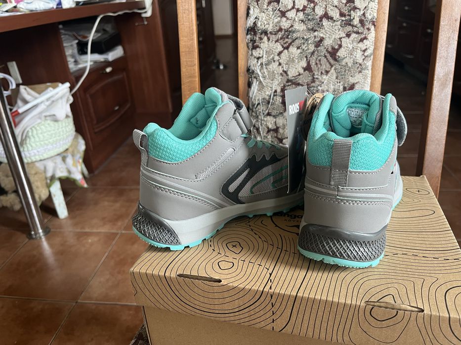 Чоботи дитячі нові 32 розмір