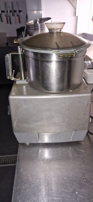 Robot coupe R 5 plus